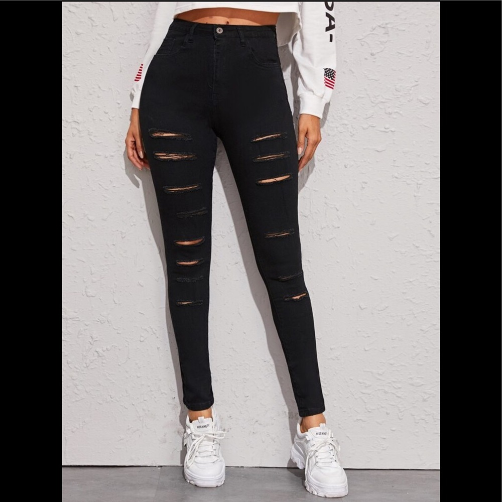 Distressed Jeans - Picture 4 of 7